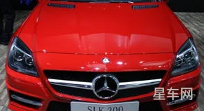 奔驰slk200敞篷报价(梅赛德斯slk200价格)