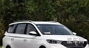 360宝骏6座多少钱(宝骏360新款2023款价格6座)