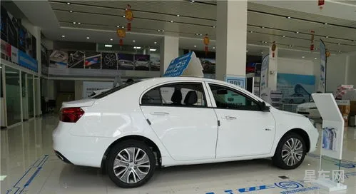 帝豪pro图片(吉利帝豪evpro纯电动出租车)
