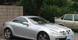开奔驰一般什么档次人(一般家庭会开奔驰吗)