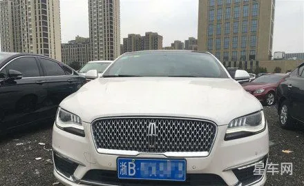 18年的林肯mkz二手多少钱(林肯车价格一览表)