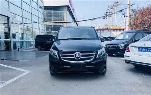 奔驰威霆与v260的区别(二手威霆能不能买)