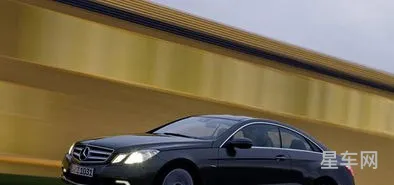 奔驰e级coupe双门四座轿跑车