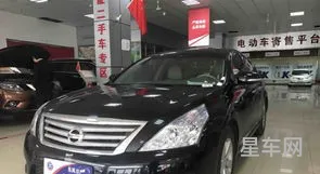 二手车交易市场皮卡车(二手皮卡出售7000元)