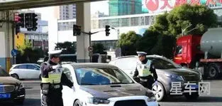 改装车年审是不是要恢复原状(车管所允许的改装范围)