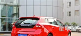 沃尔沃v40多少钱(沃尔沃v40图片及报价)
