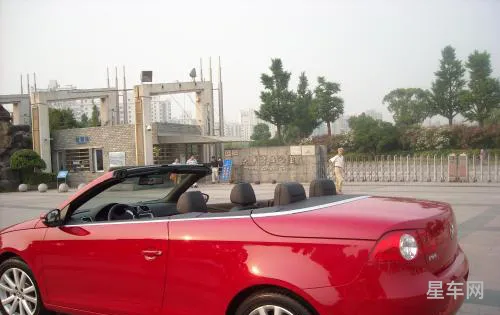 四门硬顶敞篷车(4门4座敞篷车有哪些)